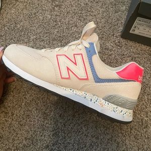 New Balance 574 sneakers. Cute color: coral, baby blue and tan. Size 8.5